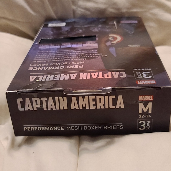 Captain America Performance Mesh Boxer Briefs - Picture 4 of 4